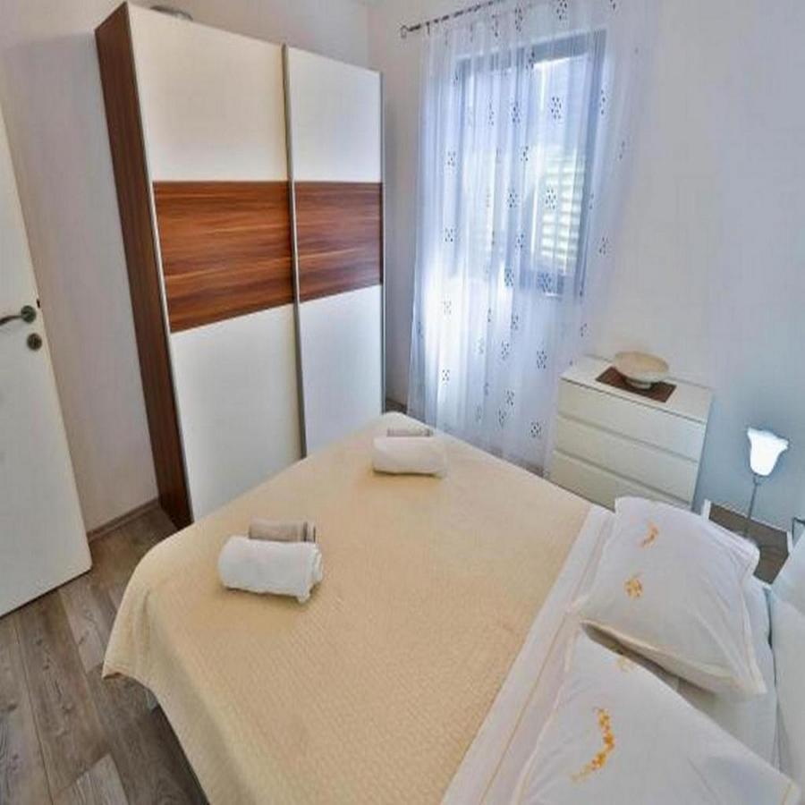 Apartments Lenka Сутиван Номер фото