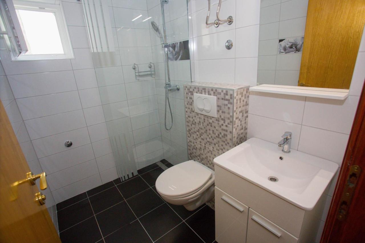 Apartments Lenka Сутиван Экстерьер фото