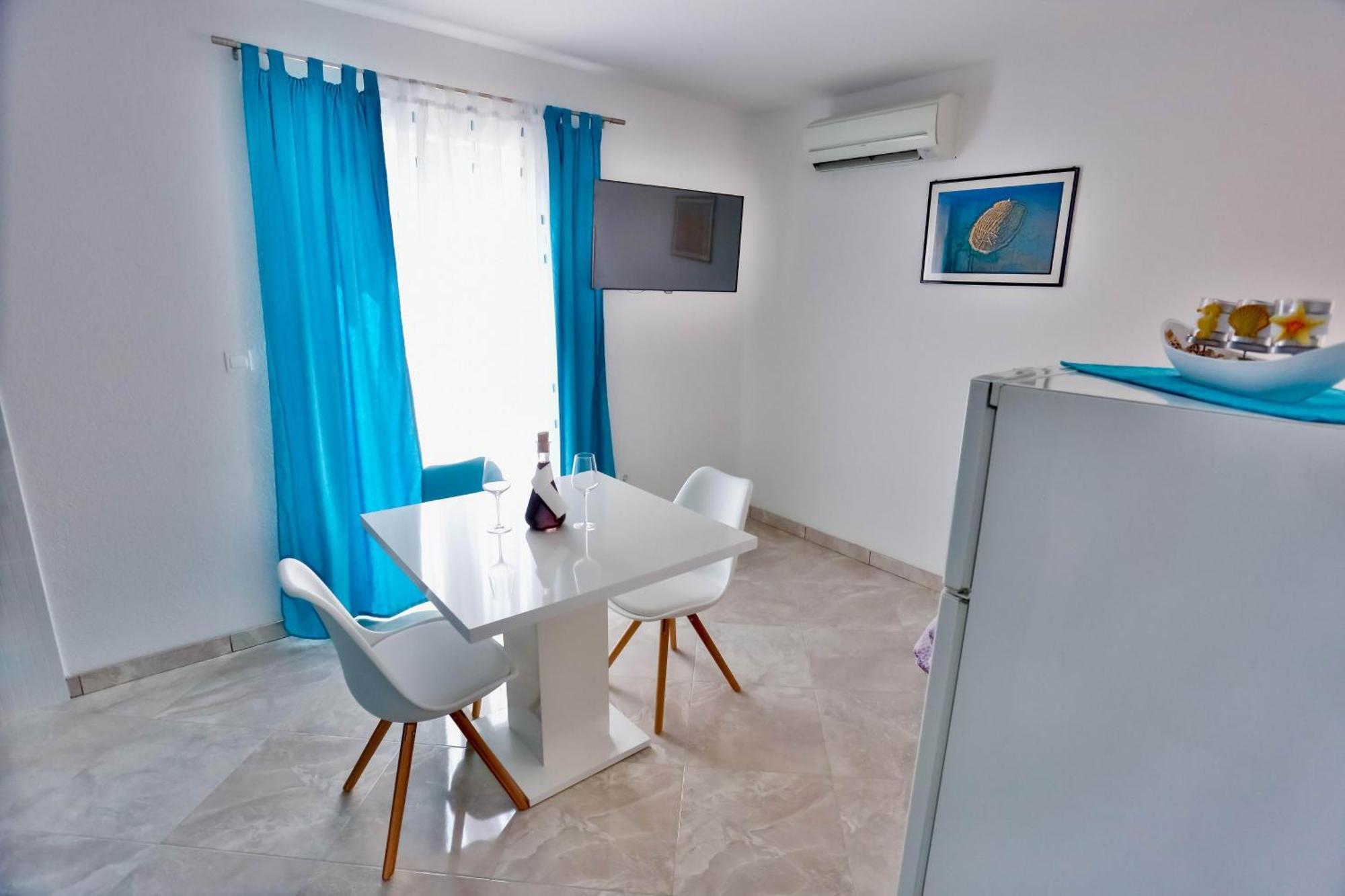 Apartments Lenka Сутиван Номер фото